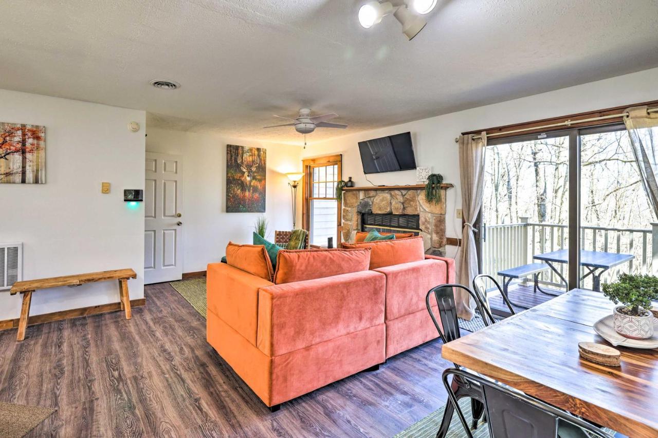 Pocono Retreat, 1 Mi To State Park And Ski Access! Tannersville Ngoại thất bức ảnh