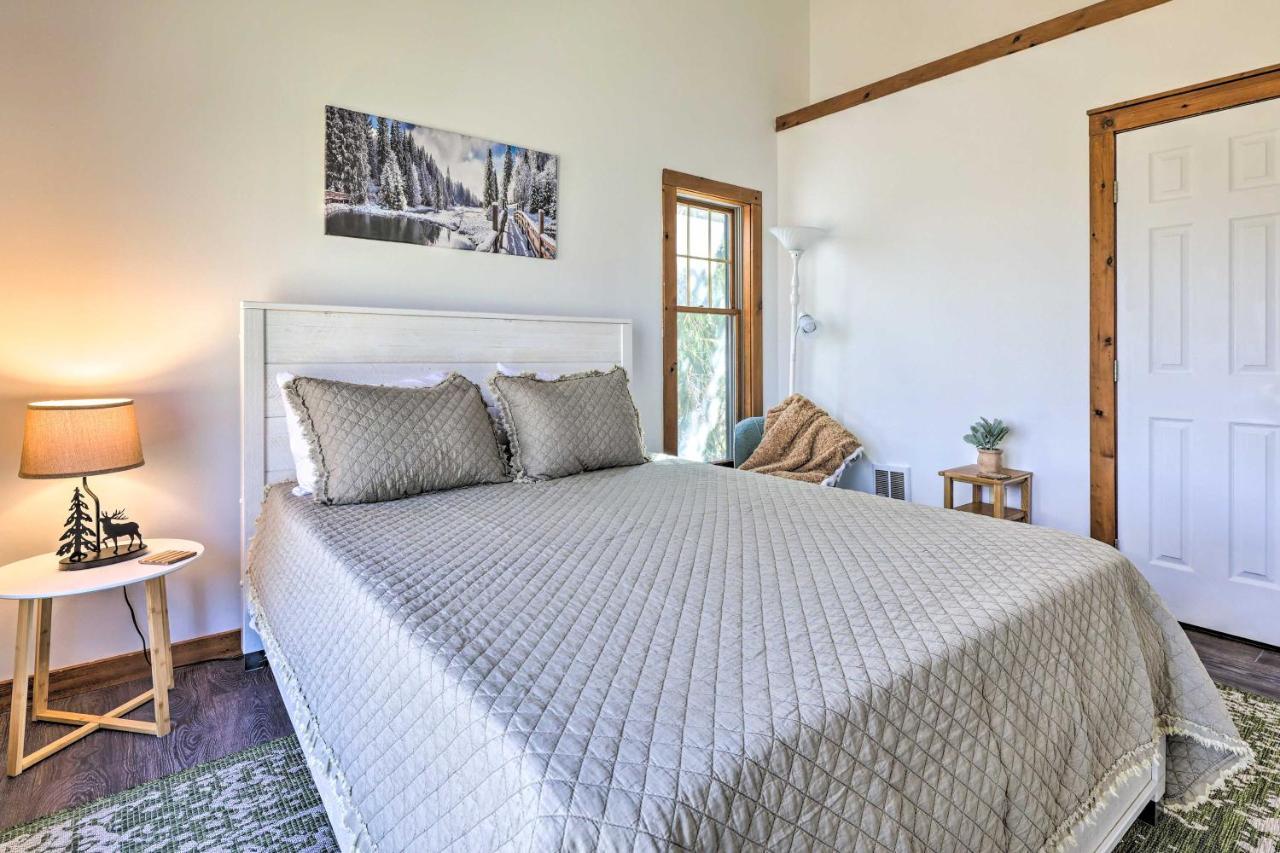 Pocono Retreat, 1 Mi To State Park And Ski Access! Tannersville Ngoại thất bức ảnh